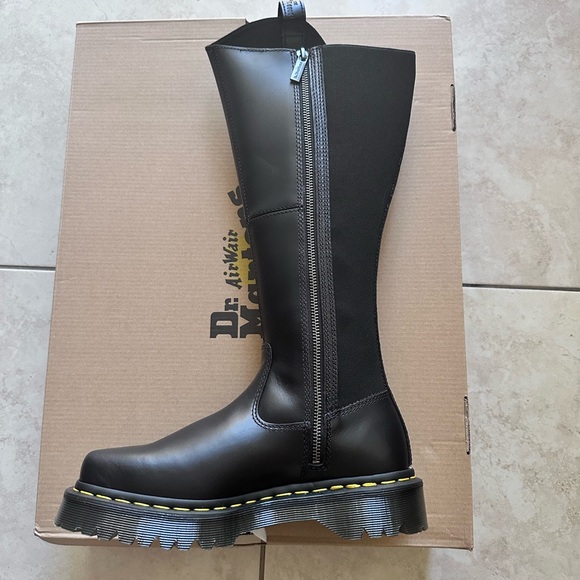 Dr Martens Amaayah knee hi leather boots - Picture 3 of 10